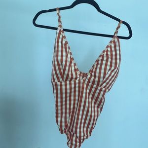 One piece swimsuit/ body